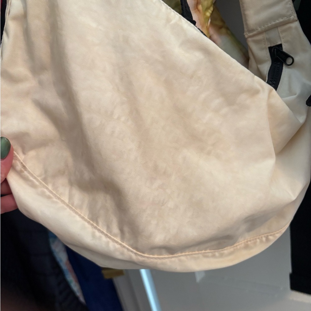 Baggu Painted Prairie Embroidered Crescent - Picture 3 of 3